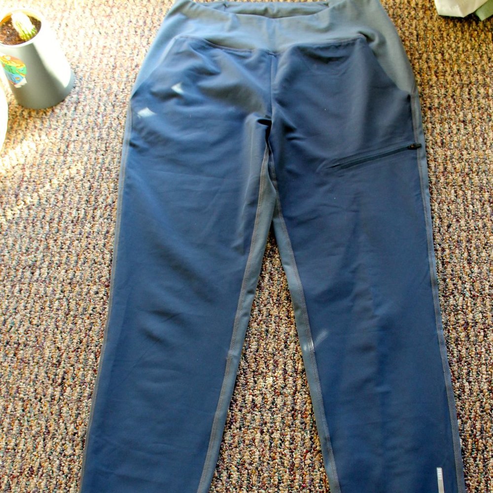 REI leggings